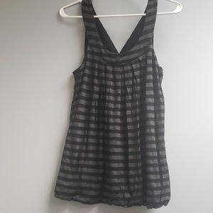 XX1 top size small black and gray
